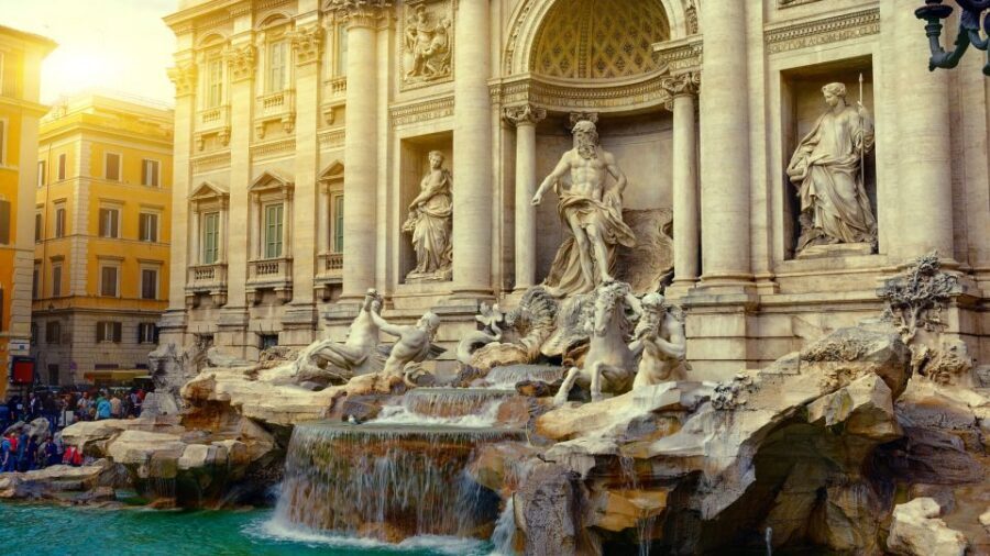Rome: Squares and Fountains Walking Guided Tour - Pantheon at street level: the dome you can’t shrink