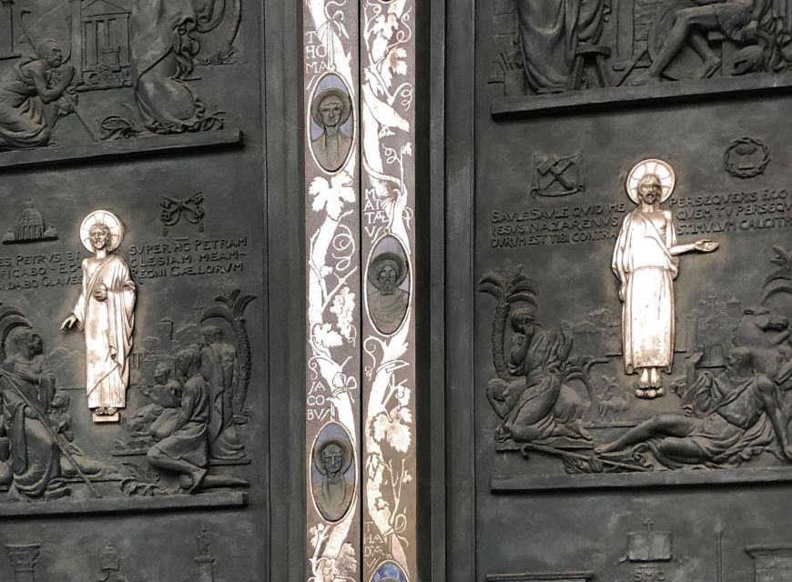 Rome: St Paul's Basilica, Sarcophagus, & Major Basilica Tour - What you’ll see: mosaics, major altars, and “look-for-this” moments