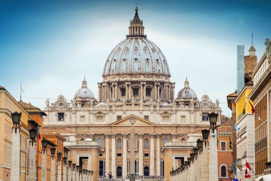 Rome: St. Peter's Basilica and Papal Tombs Walking Tour - Down in the Papal Grottoes: Where the Burial History Becomes Personal