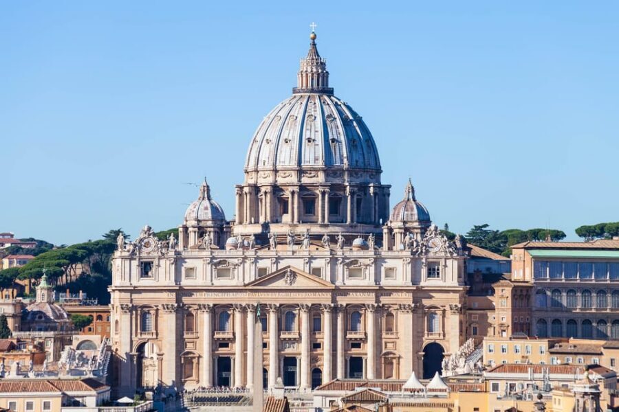 Rome: St.Peter's Basilica Audio Guide with Dome Tickets - Inside St. Peter’s Basilica: Listening to Art Like a Pro