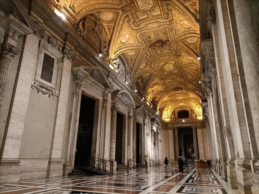 Rome: St. Peter's Basilica Guided Tour with Papal Tombs - Entering the Renaissance masterpiece: Michelangelo, Bramante, Maderno, Bernini