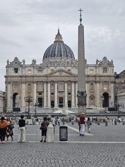 Rome: St Peter's Basilica & Papal Tombs Tour with Dome Climb - Inside St. Peter’s Basilica: Marble, Gold, and the Main Highlights