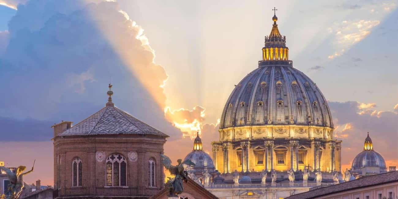 Rome: St. Peter's Basilica & Vatican Grottoes Guided Tour - Where the Tour Starts: St. Peter’s Square, Then Straight Into the Action