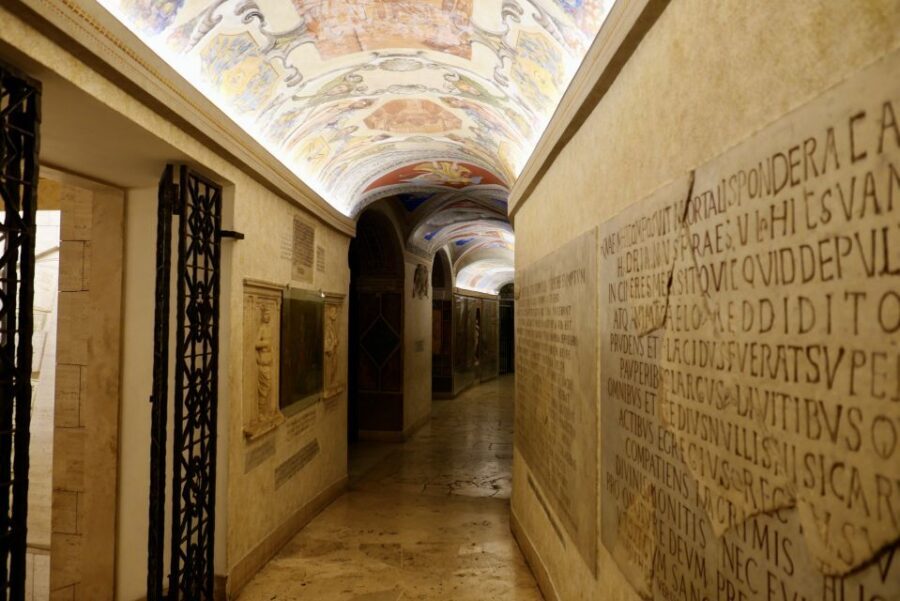 Rome: St. Peter's Basilica with Dome Private Tour - How the timing and group format affect your comfort