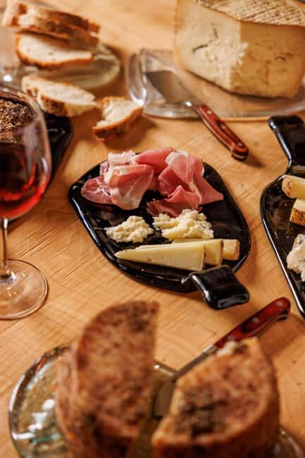 Rome: Taste in Testaccio gastronomic rarities in an aging cave - Key Things You Should Know Before You Go