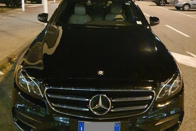 Rome to Fiumicino Airport Rome (FCO) - Departure Private Transfer - Family-friendly details: child seats for all ages