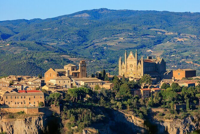 Rome to Orvieto Day Trip by Train with Duomo, Caves and Lunch - Lunch at Al pozzo etrusco di Fabrizio Grilli: the break you need