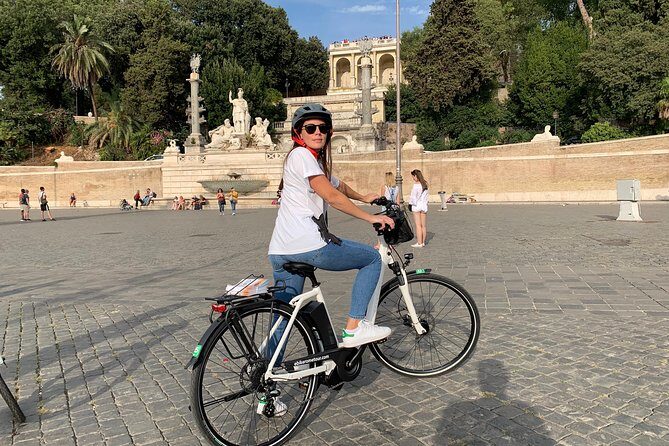 Rome Tour "the center of the world" with high quality electric bicycle! - Why an e-bike tour works so well for Rome’s “center of the world”