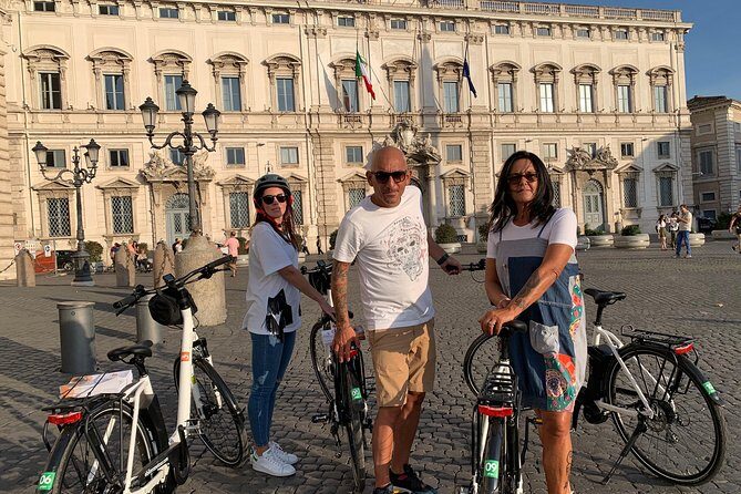 Rome Tour "the center of the world" with high quality electric bicycle! - Campo de’ Fiori: a square with a backstory you can feel
