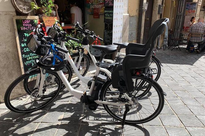 Rome Tour "the center of the world" with high quality electric bicycle! - Fontana di Trevi: late Baroque drama with free entry
