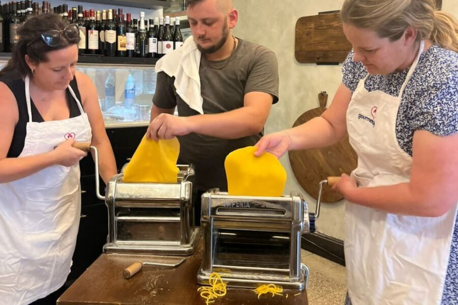 Rome: Traditional Cooking Class in the Jewish Ghetto - Chef Secrets and Jewish Ghetto Food Stories You’ll Actually Use
