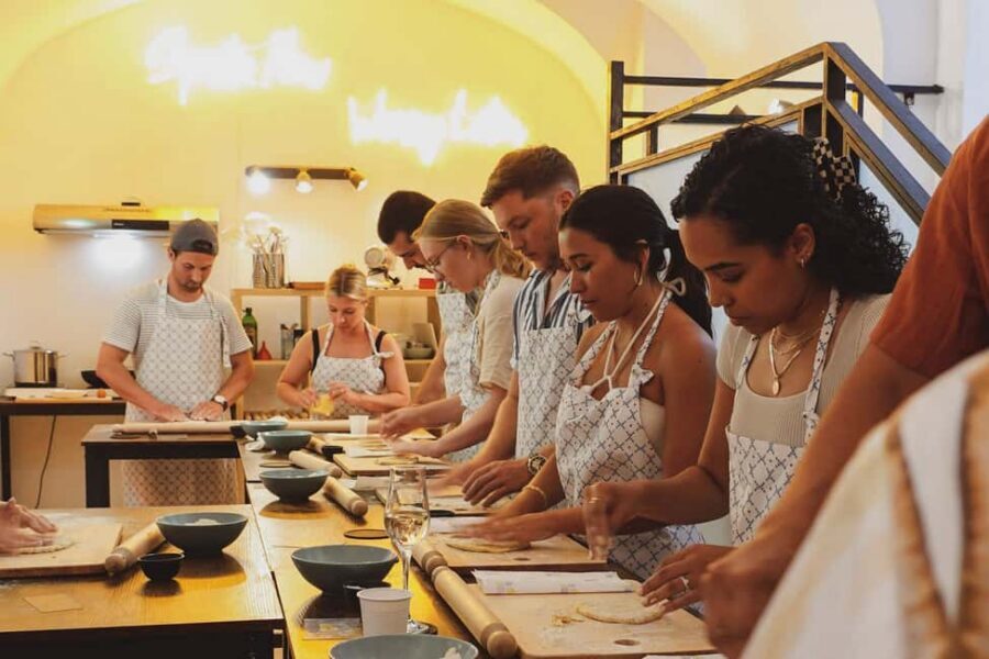 Rome: Traditional Pasta, Spritz & Tiramisu Cooking Class - Key things to know before you go