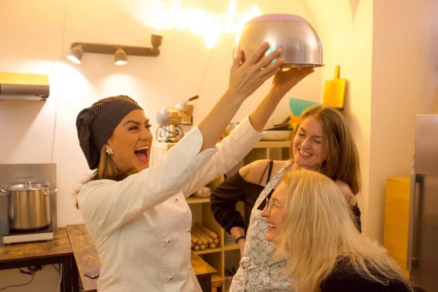 Rome: Traditional Pasta, Spritz & Tiramisu Cooking Class - Carbonara or Cacio e Pepe: Learning Two Roman Sauce Styles