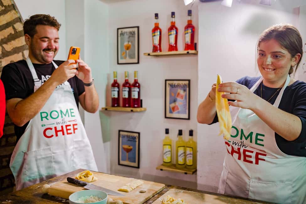 Rome: Traditional Pasta with Cocktails Cooking Class - What you actually eat and drink during the session