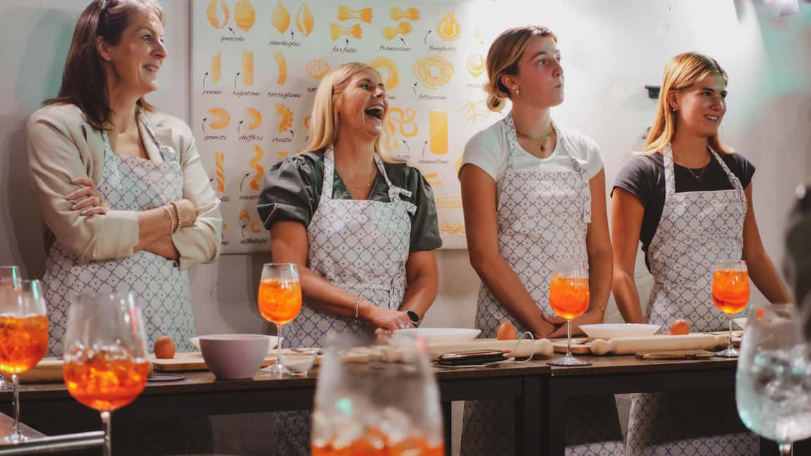 Rome: Traditional Pasta with Cocktails Cooking Class - Via Cesare Balbo meetup: what to expect at check-in