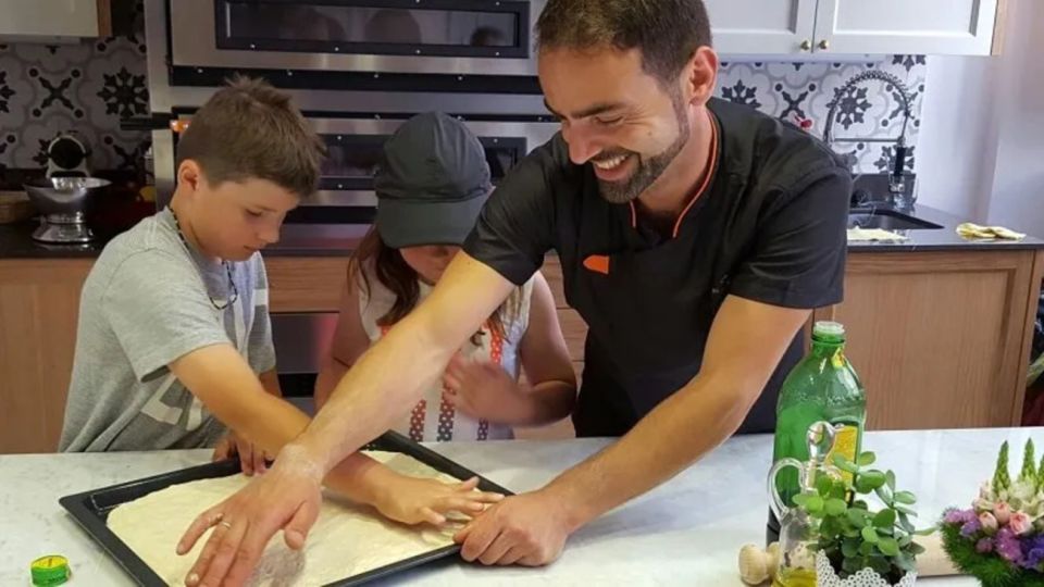 Rome: Traditional Pizza and Gelato Making Class - Gelato making secrets in a normal freezer world
