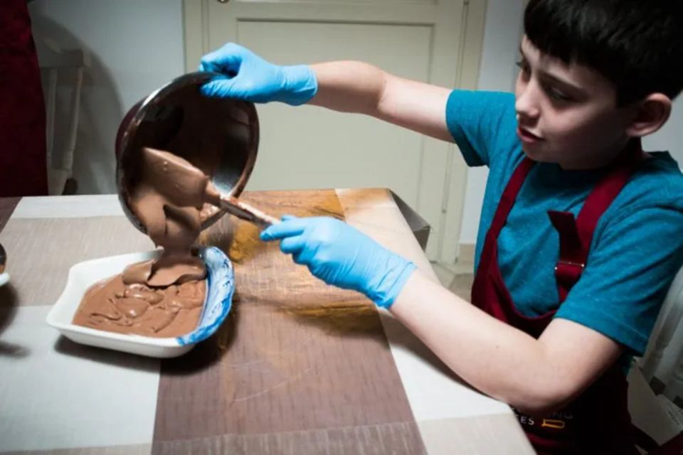 Rome: Traditional Pizza and Gelato Making Class - The best part: you eat what you made, with drinks