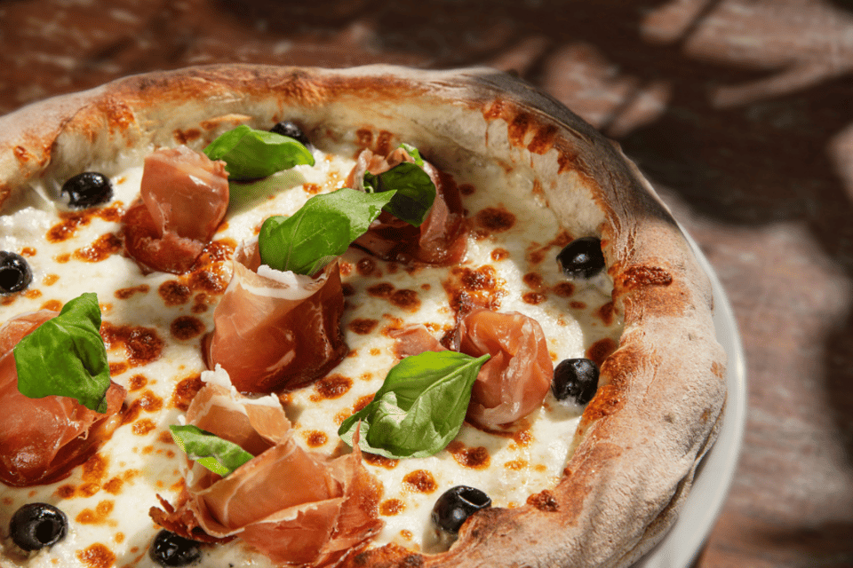 Rome: Traditional Pizza Cooking Class near Piazza Navona - Osteria Pasquino and Piazza di Pasquino: The Rome Setting for Pizza Romana