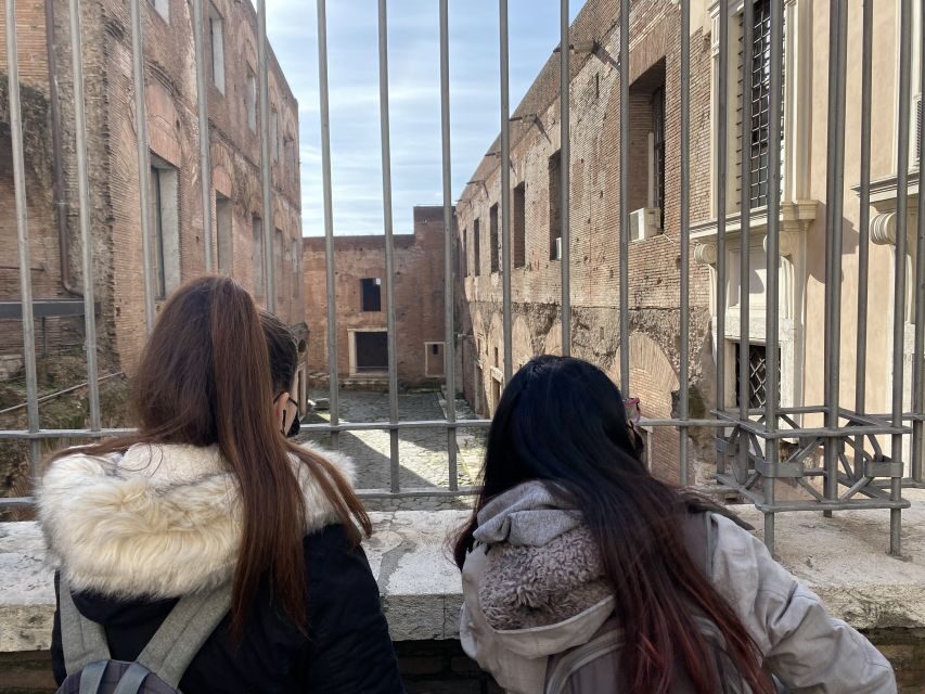 Rome: Trajan Markets Experience with Multimedia Video - Getting oriented fast with the 25-minute Ancient Rome video
