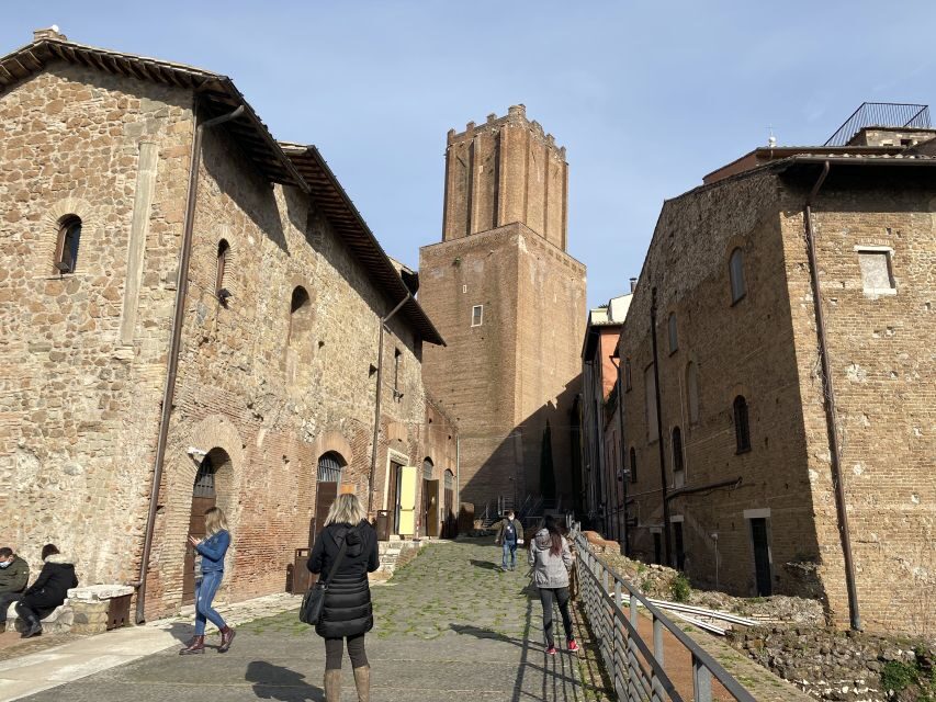 Rome: Trajan Markets Experience with Multimedia Video - Trajan Markets: the Roman shopping mall that actually made sense