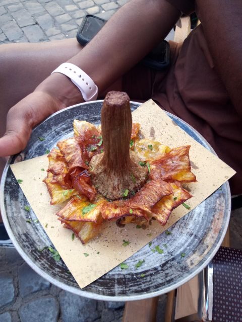 Rome: Trastevere and Jewish Ghetto Street Food Walking Tour - Getting Started at Piazza Benedetto Cairoli: a smoother start than you expect