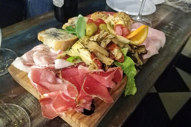 Rome: Trastevere Food Tour Wine Tasting and Local Expert Guide - Tiber Island walking route: food stops plus big landmarks