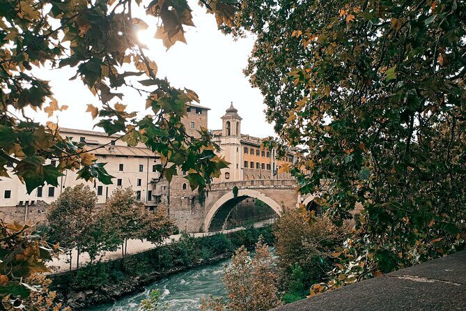 Rome: Trastevere Food Tour Wine Tasting and Local Expert Guide - What you’re really paying for: guide-led access and timing