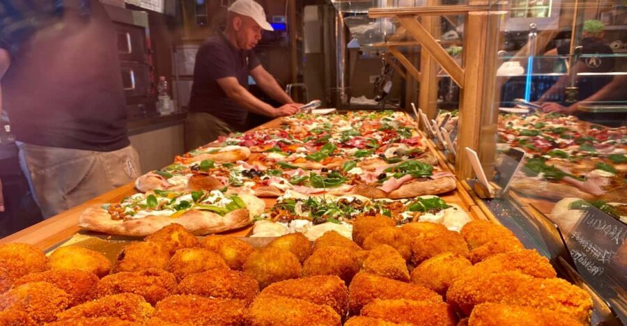 Rome: Trastevere Food Walking Tour with Beer and Wine - Trastevere on foot: starting by Tiber Island and the first tastings