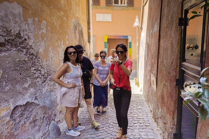 Rome: Trastevere Hidden Gems and Jewish Ghetto Small Group Tour - Why this 2.5-hour walk beats the usual big-route Rome