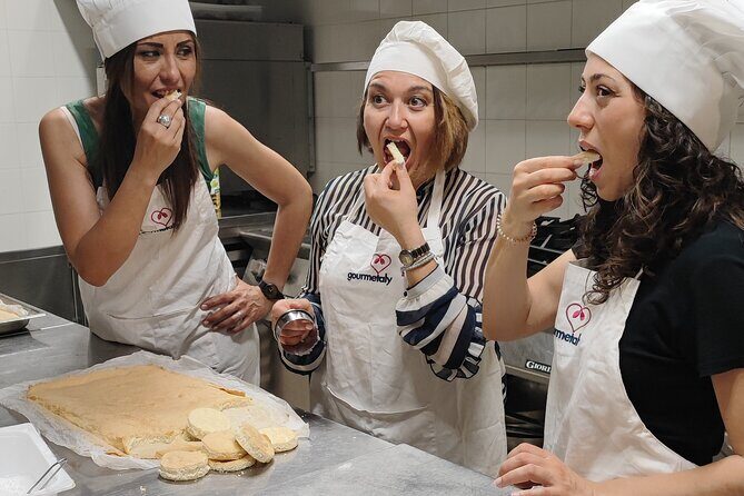 Rome Trastevere: Tiramisù & Gelato Class with Savoiardo Baking - Gelato Lesson: The Difference You Can Taste