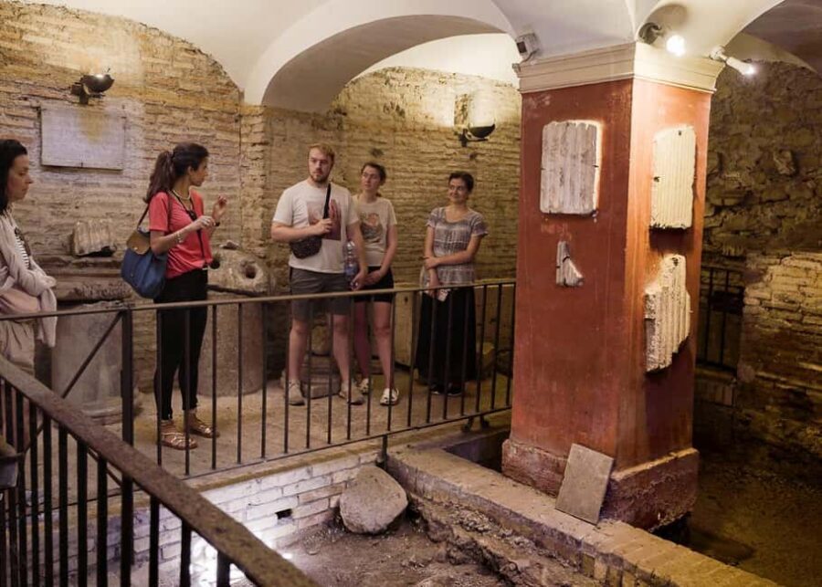 Rome: Trastevere with Underground Crypt & Jewish Ghetto tour - Jewish Ghetto walk: Portico d’Ottavia to Piazza Mattei
