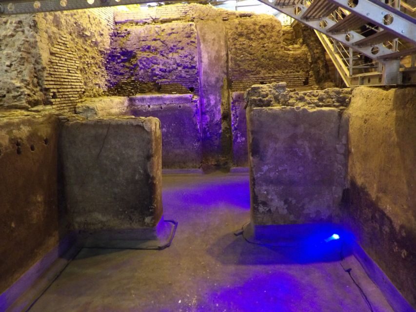 Rome: Trevi Fountain and Navona Square Underground Tour - Meeting at Piazza di Spagna: where the tour starts and how to find it
