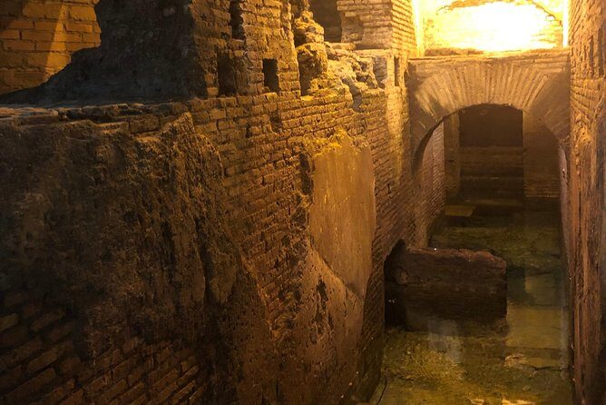Rome: Trevi Fountain District and Underground Domus Guided Tour - Vicus Caprarius: The Water City Under Trevi