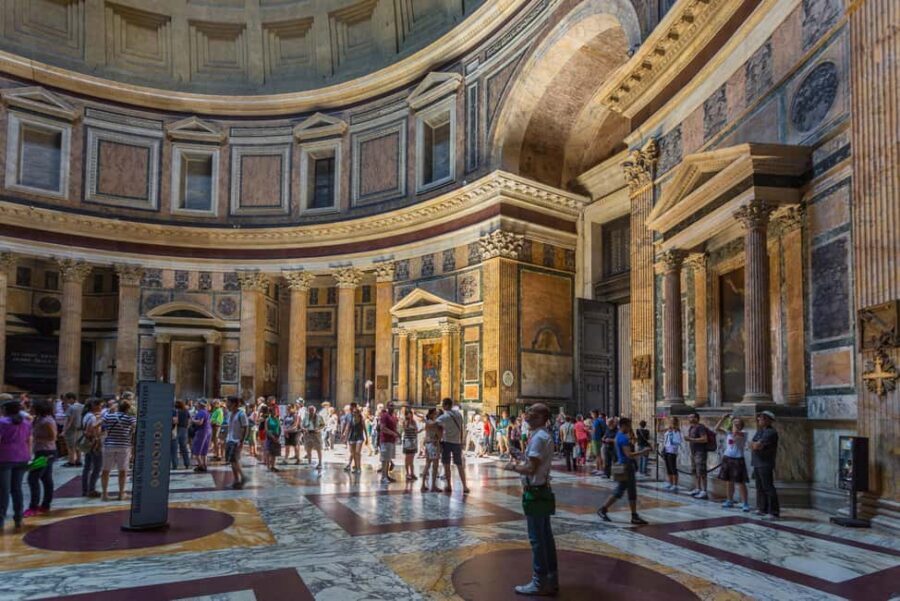 Rome: Trevi Fountain Navona Pantheon walking tour in English - Trevi Fountain: the final wish with a coin toss