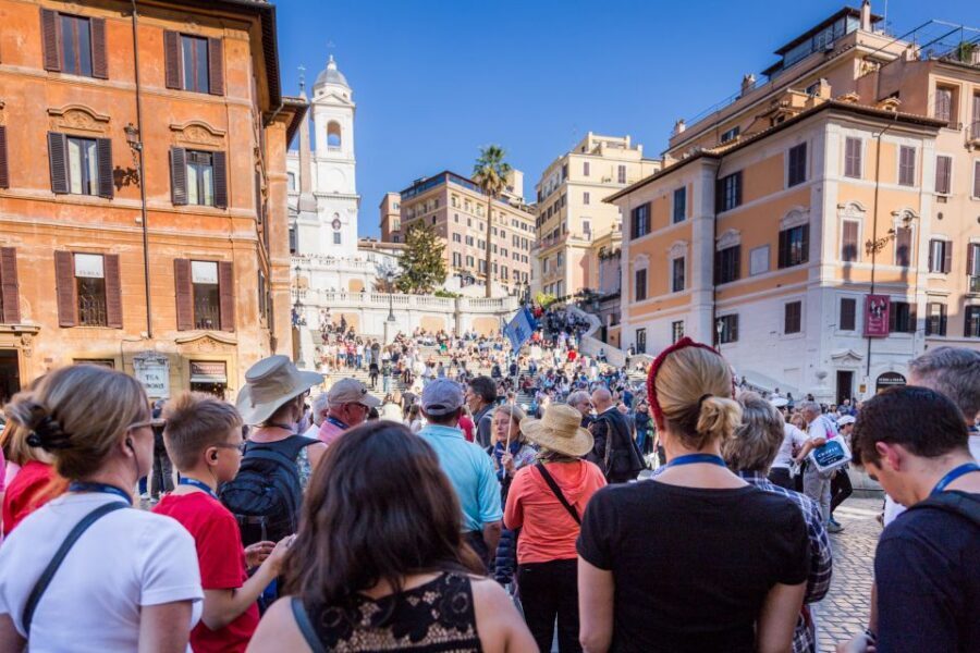 Rome: Trevi Fountain, Spanish Steps & Pantheon Walking Tour - Who should book this tour, and who should skip it