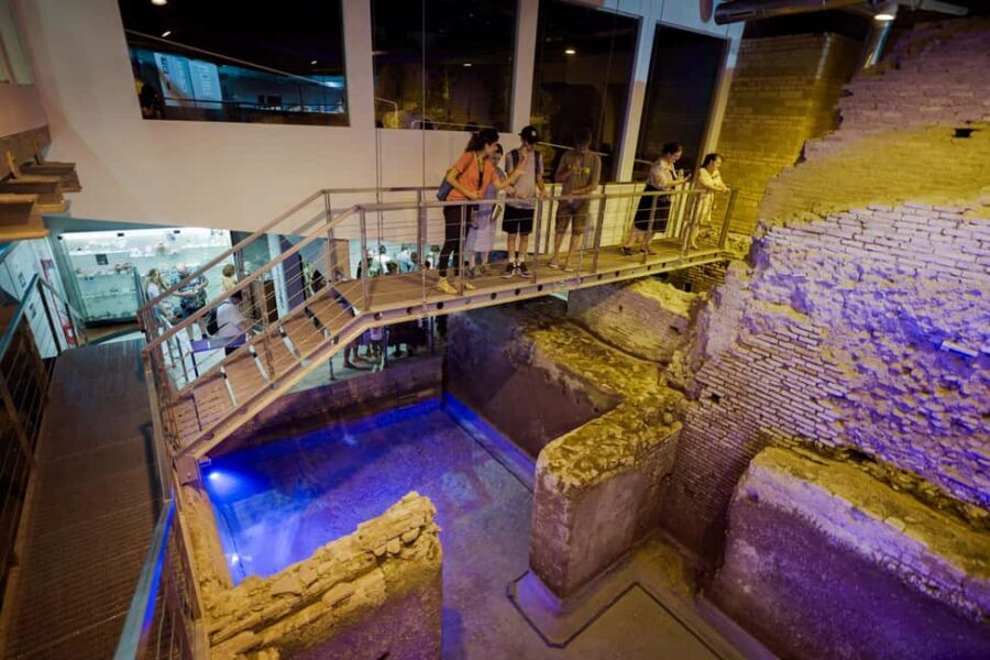 Rome: Trevi Fountain Underground Aqueduct Walking Tour - Where the aqueduct story starts: Piazza di Spagna and the Spanish Steps