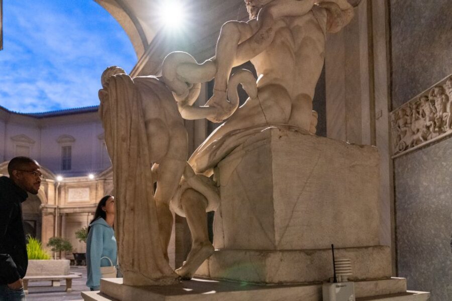 Rome: Turning the Lights on at the Vatican Museums - Two hours inside: how the Vatican Museums route feels at first light