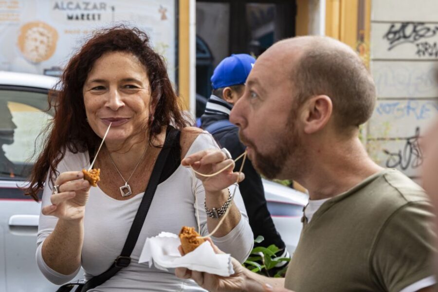 Rome: Twilight Trastevere Food Tour with Wine Tasting - Your Route Through Trastevere: Stops That Matter