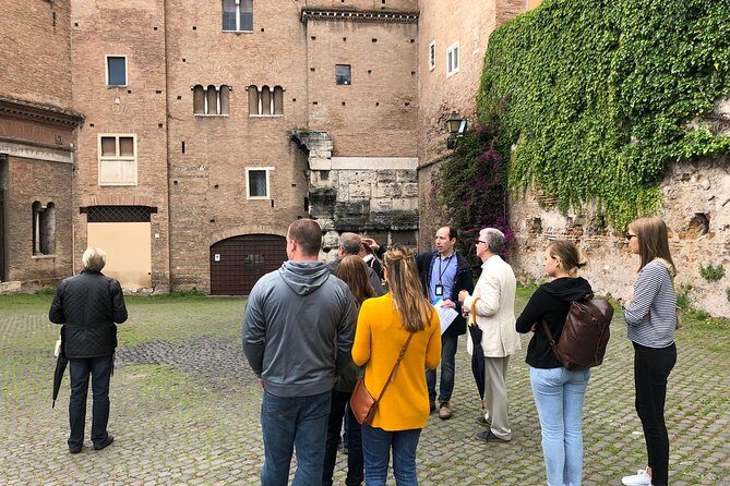 Rome: Underground Secrets and Mysteries Private Tour - Guide Style and the Stories That Make It Work