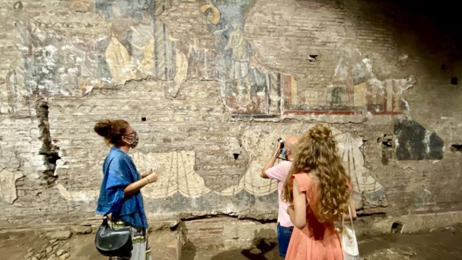 Rome: Underground Trastevere Guided Walking Tour - Trastevere Underground in 2 Hours: What You Really Get