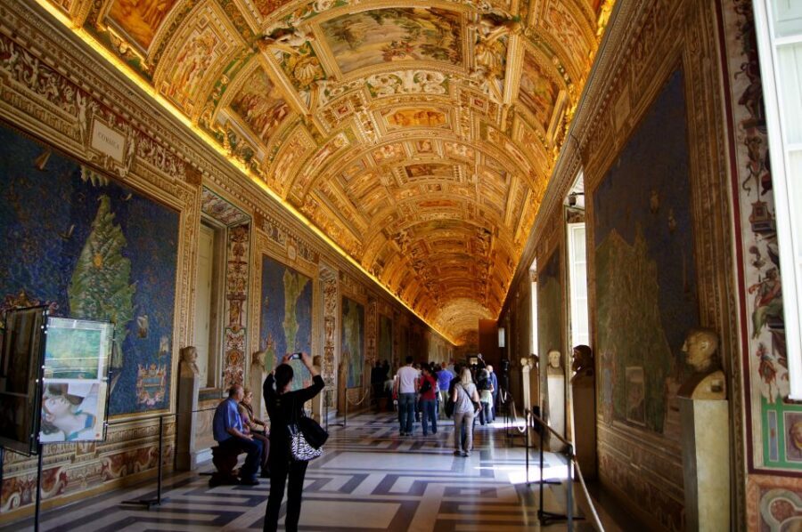 Rome: Vatican and Sistine Chapel Wheelchair-Accessible Tour - Wheelchair-friendly, but know the rules you still can’t ignore