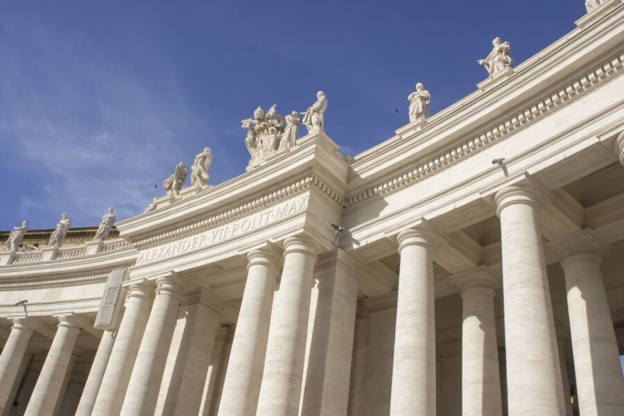 Rome: Vatican and Sistine Chapel Wheelchair-Accessible Tour - Skip-the-ticket-line entry: what it saves you (and why it’s worth it)