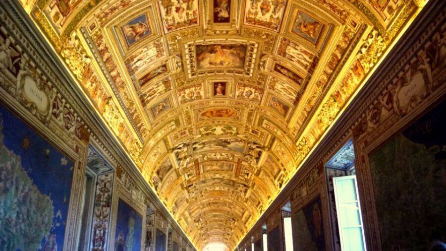 Rome: Vatican City and Catacombs Full-Day Guided Tour - Morning logistics: how pickup and a private driver change the day