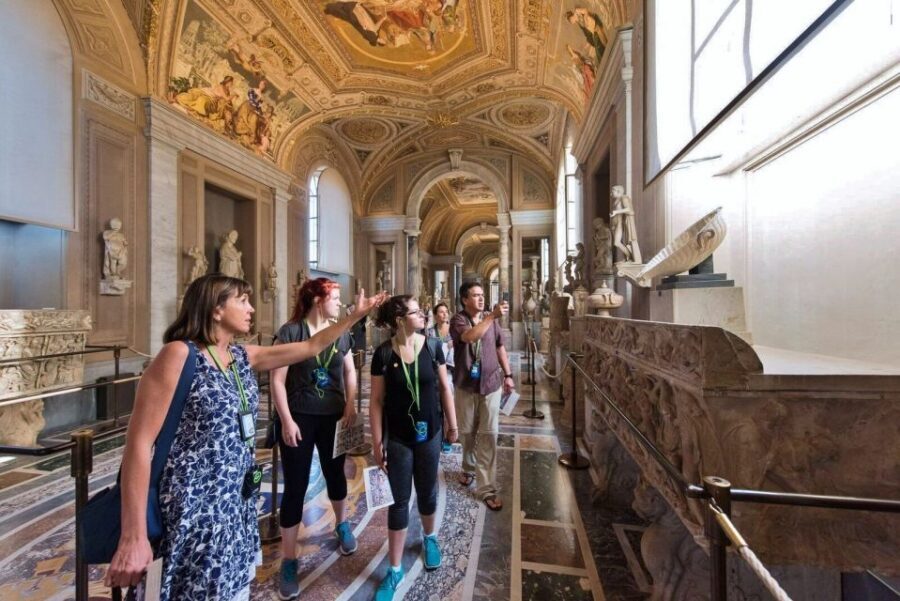 Rome: Vatican City Highlights Tour with Skip-the-Line Entry - Art technique talk: what you’ll learn (and actually remember)