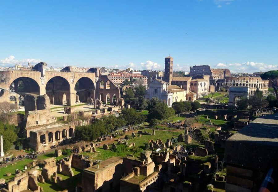 Rome: Vatican, Colosseum & Main Squares Tour w/ Lunch & Car - Trevi, Spanish Steps, and Piazza Navona: the photo stops with real guidance