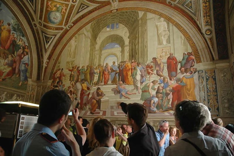 Rome: Vatican Early Morning Private Tour - Courtyard of the Pigna: the “first big wow” stop