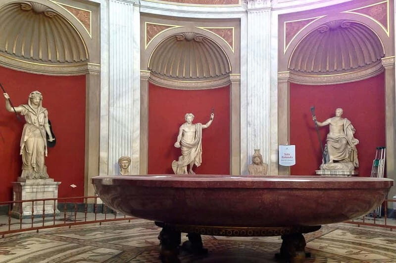 Rome: Vatican Early Morning Private Tour - Borgia Apartment and Sala delle Muse