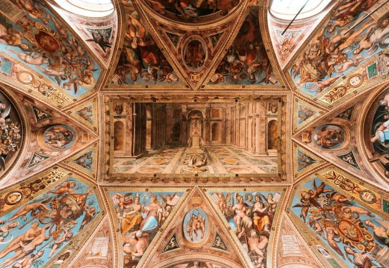 Rome: Vatican Museum & Sistine Chapel Skip-The-Line Tickets - Finding the right entrance and making it work smoothly