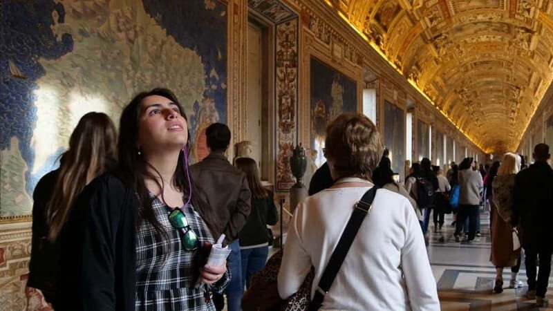 Rome: Vatican Museum Tour and Colosseum Experience - Meeting Point and Security: Start Smooth, Not Frazzled