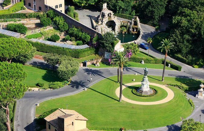 Rome: Vatican Museums and Gardens Private Tour - Pick up included - Vatican Museums: Special Access That Changes How the Day Feels